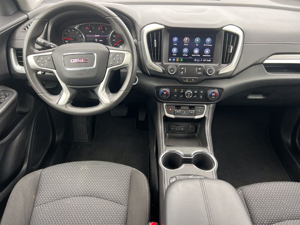 Used 2023 GMC Terrain SLE w/ Driver Convenience Package AWD/4WD image 3