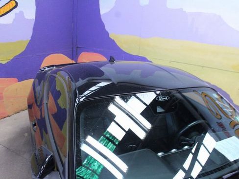 Used 2022 Ford Mustang GT Premium image 5