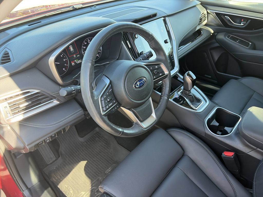 Used 2023 Subaru Outback Limited AWD/4WD image 10