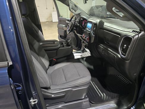 Used 2021 Chevrolet Silverado 1500 RST AWD/4WD image 36