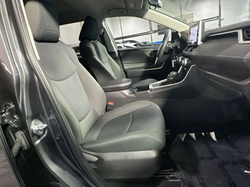 Used 2023 Toyota RAV4 LE image 33