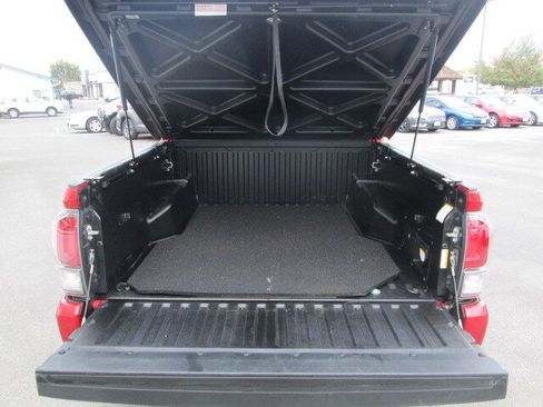 Used 2021 Toyota Tacoma TRD Sport image 7