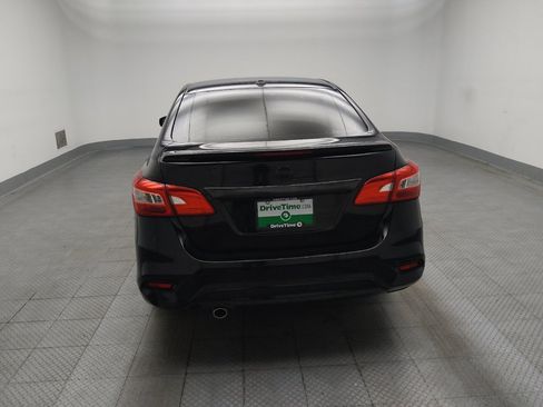 Used 2017 Nissan Sentra SR w/ SR Midnight Edition FWD image 6