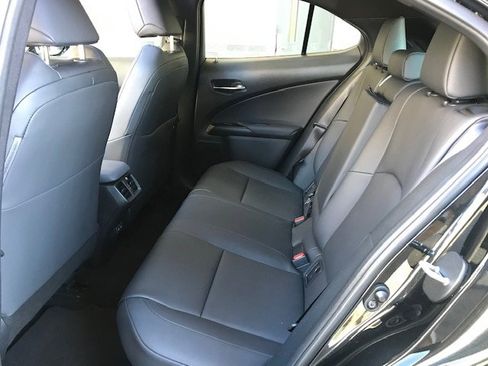 Used 2023 Lexus UX 250h FWD w/ Accessory Package (Z1) image 7