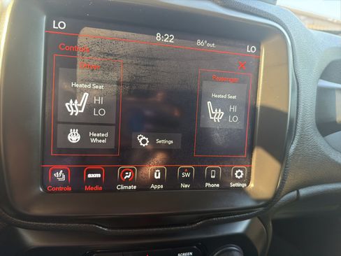 Used 2021 Jeep Renegade Limited AWD/4WD image 14