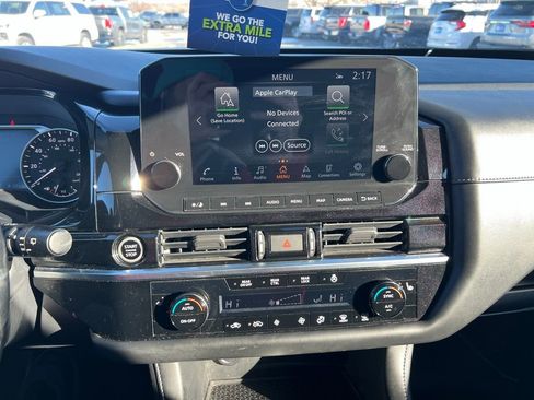 Used 2022 Nissan Pathfinder SL image 37