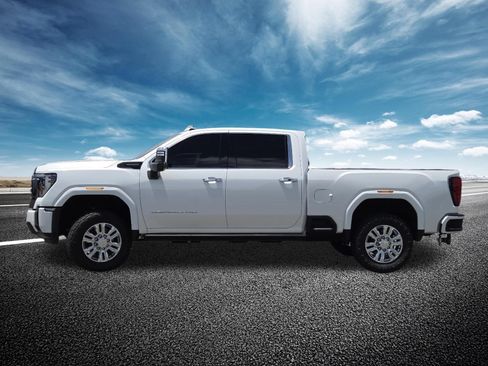 Used 2024 GMC Sierra 2500 Denali Ultimate AWD/4WD image 21