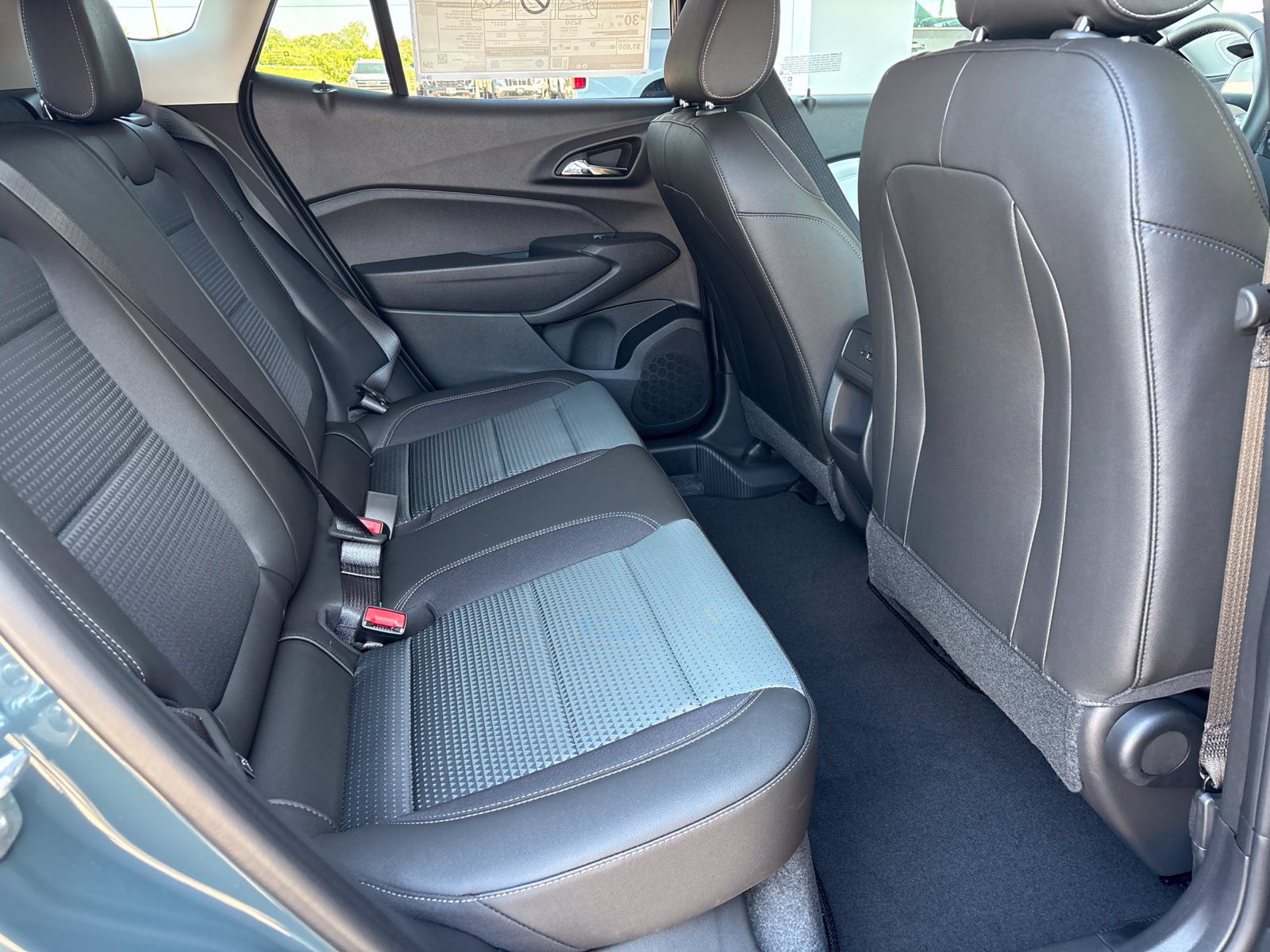 New 2026 Chevrolet Trax LT w/ Driver Confidence Package FWD image 15