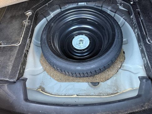 Used 2011 MAZDA MAZDA3 i Touring image 8