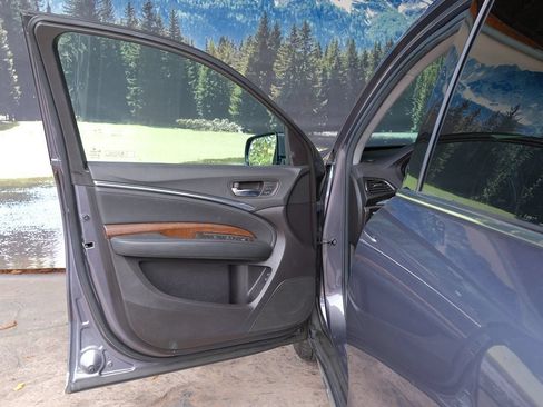 Used 2019 Acura MDX w/ Technology Package FWD image 9