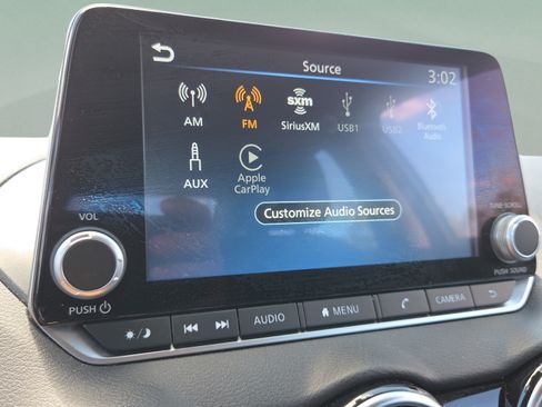 Used 2023 Nissan Sentra SV FWD image 18