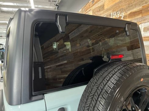 Used 2023 Jeep Wrangler Unlimited Sport AWD/4WD image 64