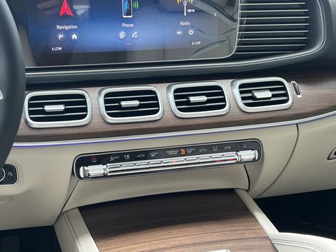 Certified 2025 Mercedes-Benz GLE 350 GLE 350 image 38