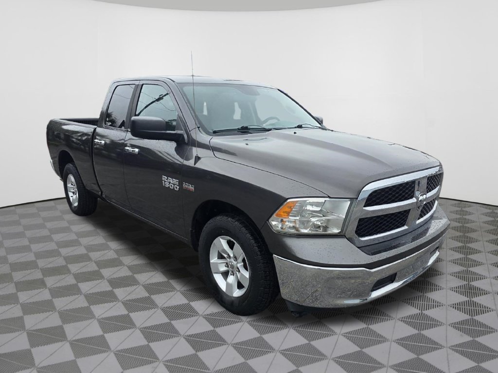 Used 2015 RAM 1500 Classic SLT RWD image 4