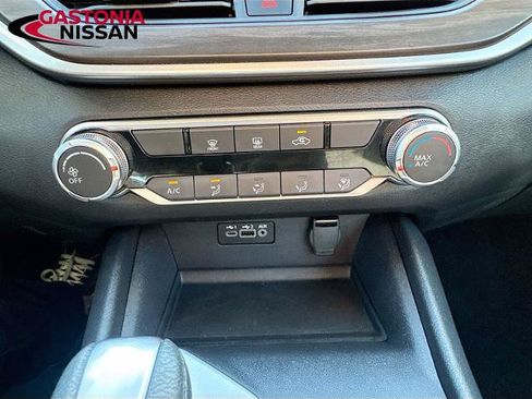 Certified 2025 Nissan Altima 2.5 SV FWD image 21