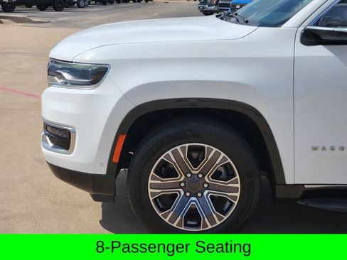 Used 2024 Jeep Wagoneer L Series II w/ Flexible Seating Group AWD/4WD image 8