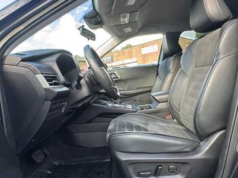 Used 2024 Mitsubishi Outlander Ralliart AWD/4WD image 11