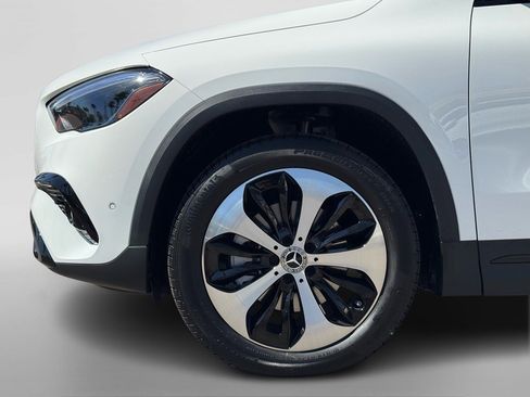 New 2026 Mercedes-Benz GLA 250 4MATIC image 10