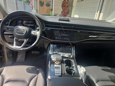 Used 2023 Audi Q7 2.0T Premium Plus w/ Premium Plus Package AWD/4WD image 5