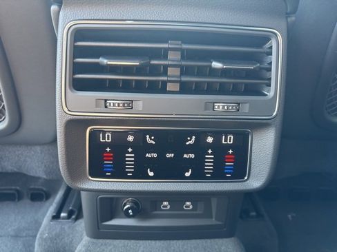 New 2025 Audi Q7 3.0T Premium Plus image 11