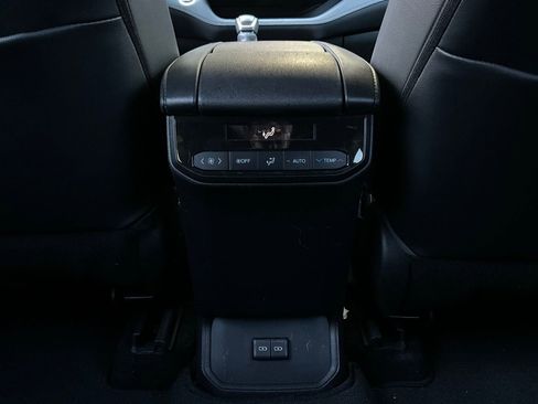 Used 2023 Toyota Highlander XSE image 14