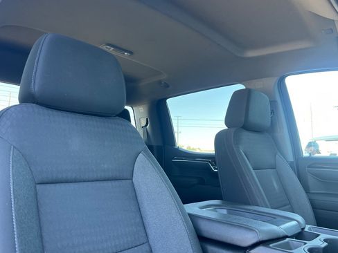 Used 2023 GMC Sierra 1500 Elevation w/ LPO, Elevation Black Package image 13