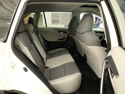 Certified 2023 Toyota RAV4 XLE image 35