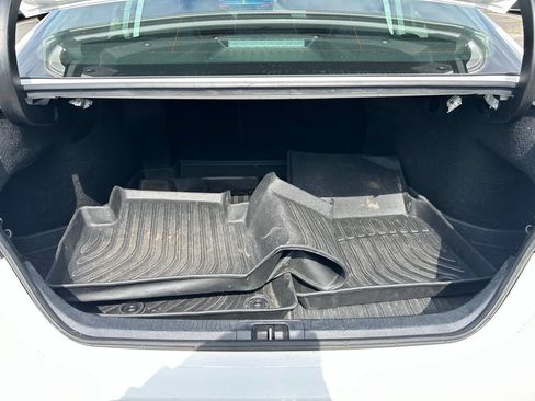 Used 2018 Toyota Camry SE FWD image 29