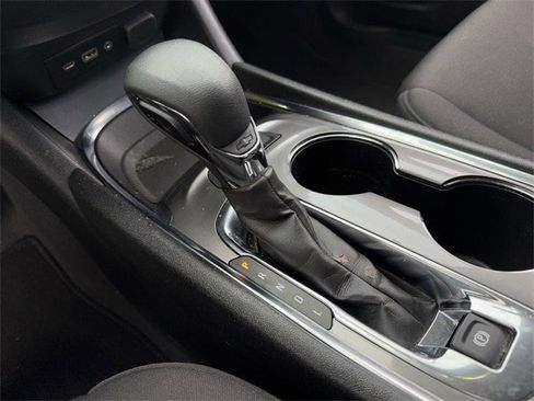 Used 2023 Chevrolet Malibu LT image 20