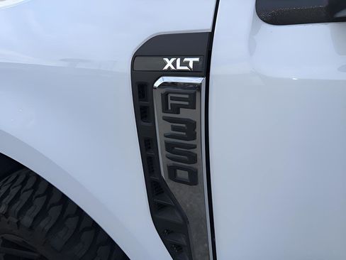 Used 2024 Ford F350 XLT AWD/4WD image 33