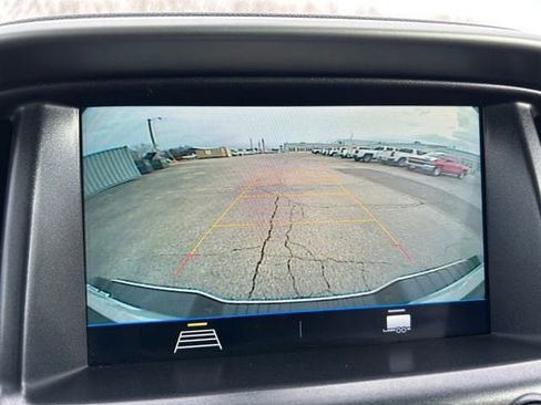 Used 2022 Chevrolet Colorado LT w/ LT Convenience Package image 27