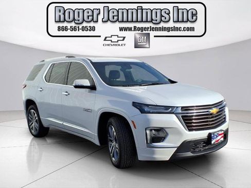 Used 2023 Chevrolet Traverse High Country w/ LPO, Floor Liner Package image 6