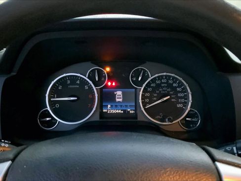 Used 2015 Toyota Tundra SR5 image 24