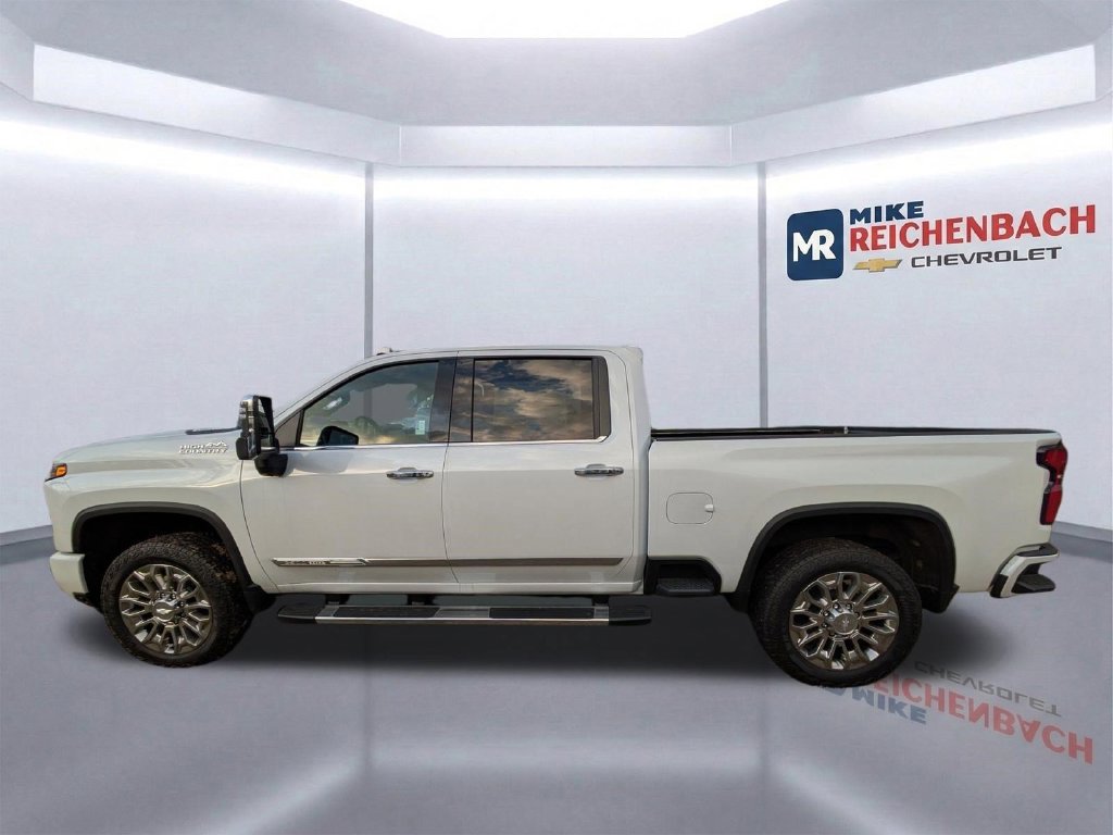New 2026 Chevrolet Silverado 2500 High Country w/ Technology Package AWD/4WD image 9