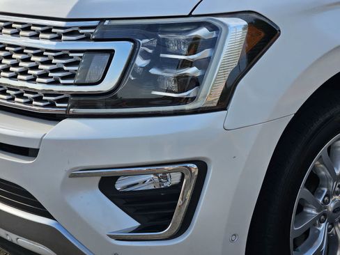 Used 2019 Ford Expedition Max Platinum RWD image 7