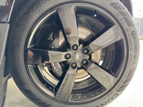 Used 2024 Land Rover Defender 90 V8 image 19