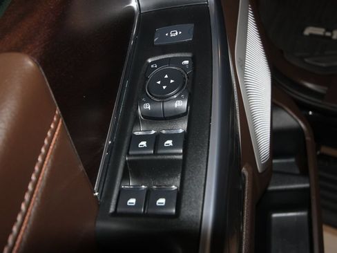 Used 2025 Ford F150 King Ranch AWD/4WD image 6