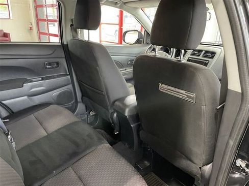 Used 2017 Mitsubishi Outlander Sport ES AWD/4WD image 25
