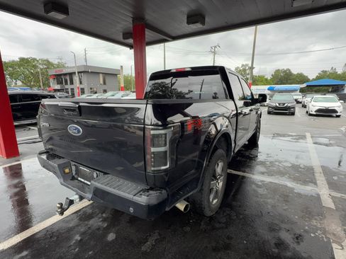 Used 2017 Ford F150 Lariat w/ Equipment Group 502A Luxury AWD/4WD image 5