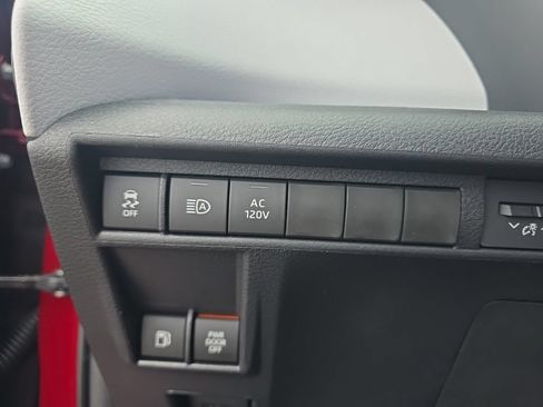 New 2026 Toyota Sienna XSE FWD image 18