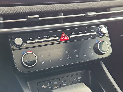 Used 2025 Hyundai Santa Cruz Limited image 27