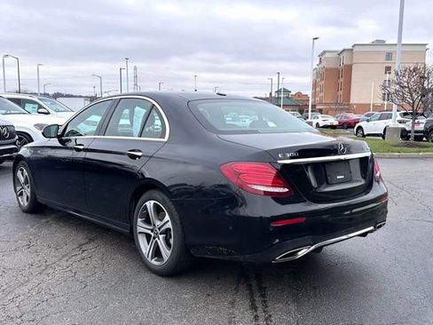 Certified 2018 Mercedes-Benz E 300 4MATIC image 8