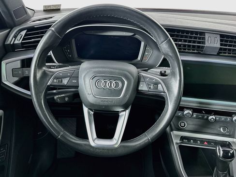 Used 2023 Audi Q3 2.0T Premium AWD/4WD image 18
