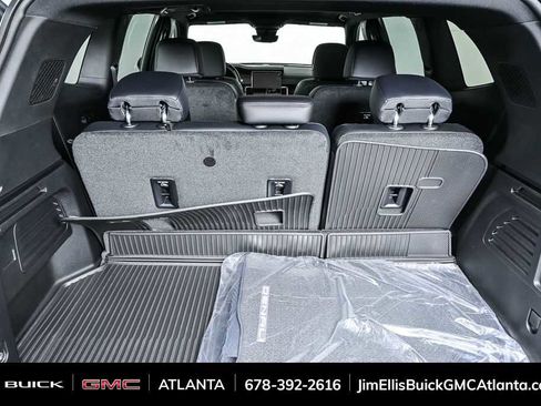 New 2026 GMC Acadia Denali w/ Super Cruise Package FWD image 33