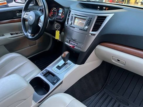 Used 2014 Subaru Outback 2.5i Limited image 30