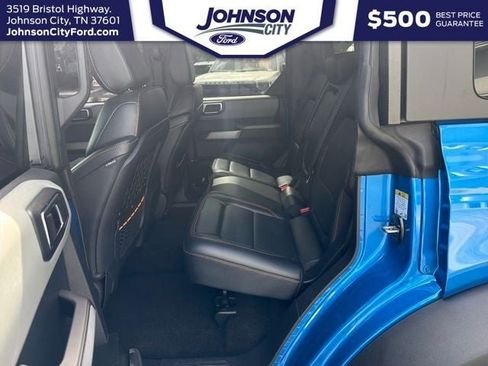Used 2023 Ford Bronco Badlands w/ Sasquatch Package AWD/4WD image 15