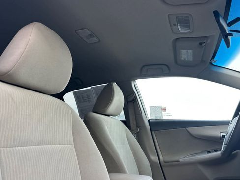 Used 2010 Toyota Corolla LE image 17