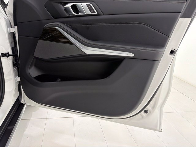Certified 2024 BMW X5 xDrive40i AWD/4WD image 18