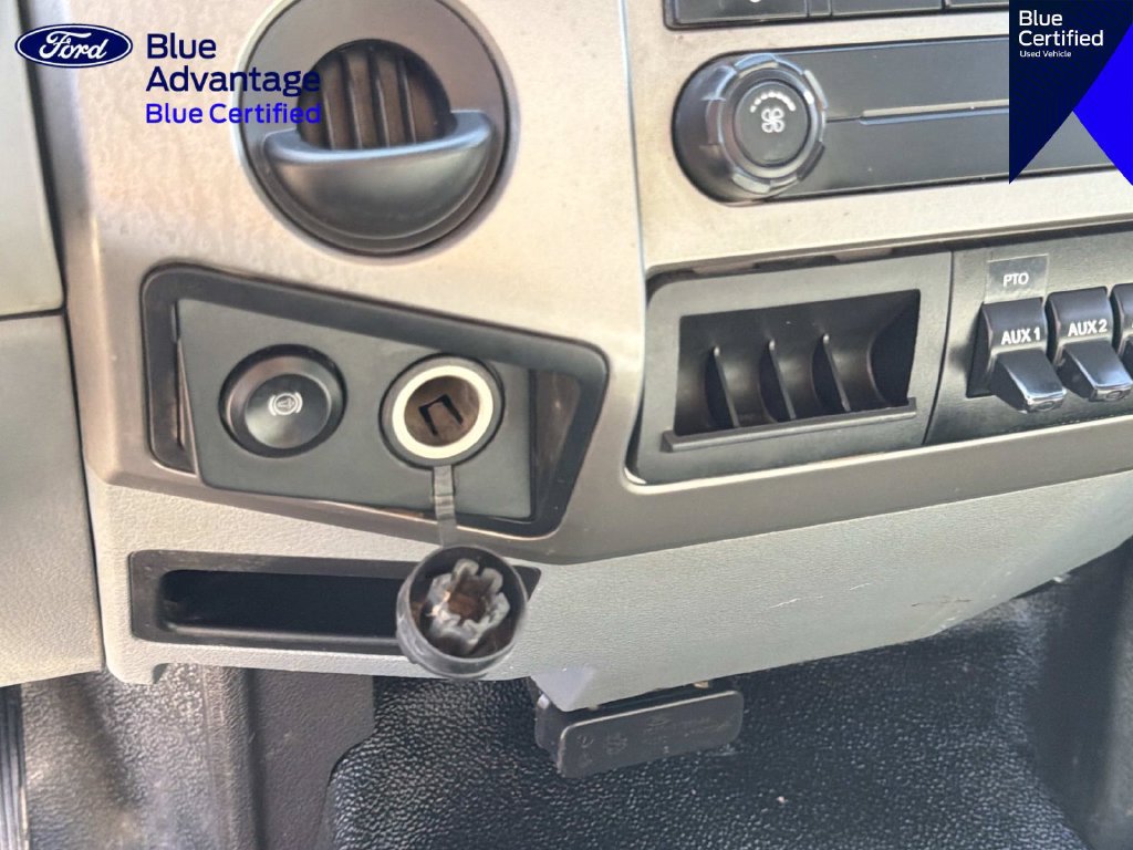 Used 2022 Ford F650 2WD Regular Cab Super Duty image 20
