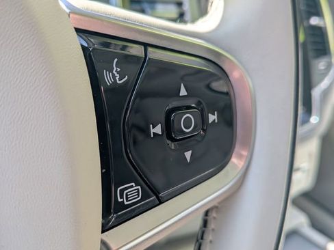 Certified 2023 Volvo XC90 B5 Core w/ Protection Package Premier AWD/4WD image 22